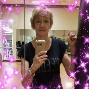 Meet your Posher, Nancy